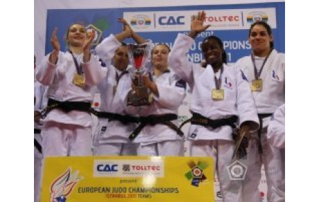 14 et 15 Mai 2011 Compétitions judo à POISSY